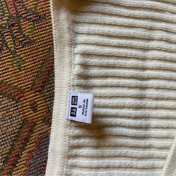 Butter yellow Ribbed Button-Up Cardigan - Picture 2 of 2